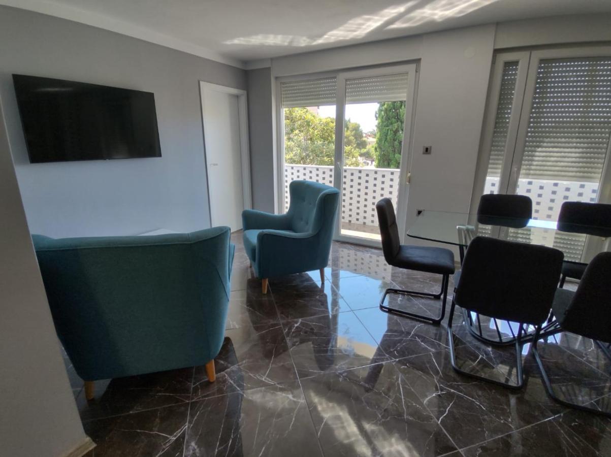 Modern Apartment Ana Rovinj Exterior foto